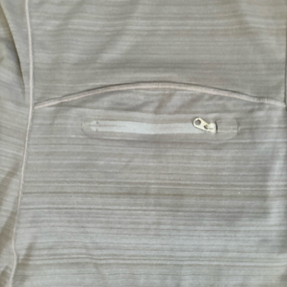 Athleta Pacifica Run Bike Navy Top - size XS - Picture 6 of 8